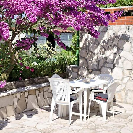 Fei Fei Apartments 2 Račišće المظهر الخارجي الصورة