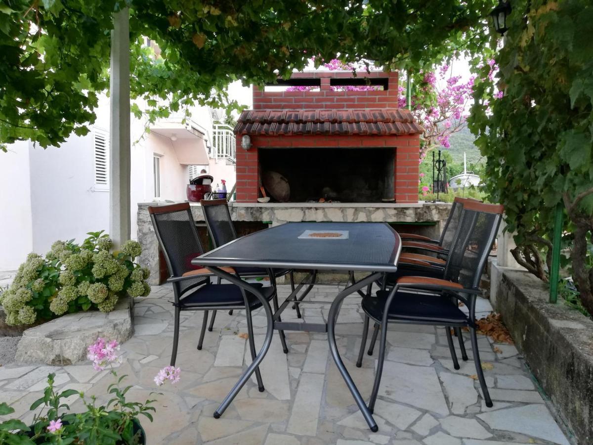 Fei Fei Apartments 2 Račišće المظهر الخارجي الصورة