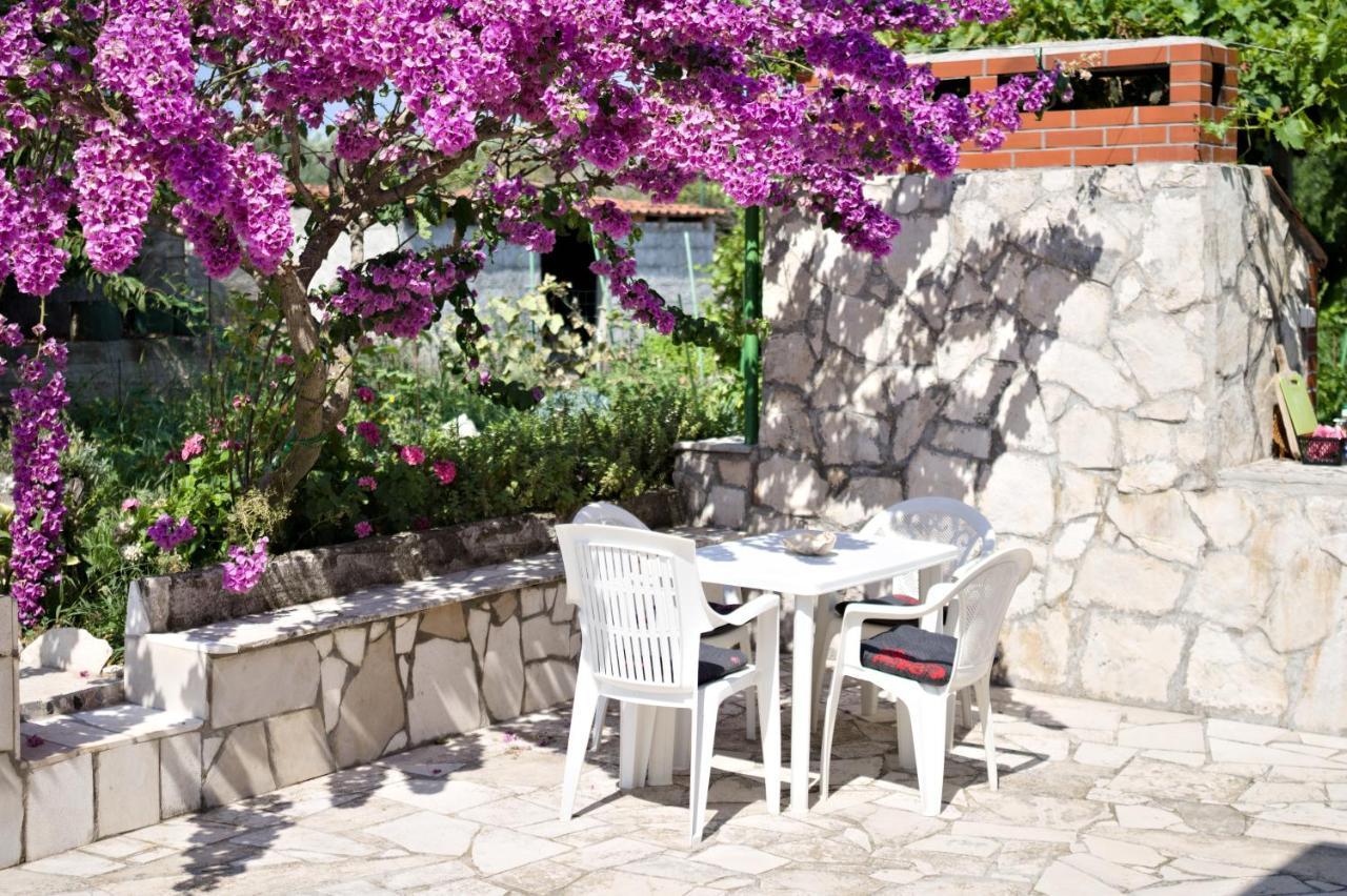 Fei Fei Apartments 2 Račišće المظهر الخارجي الصورة