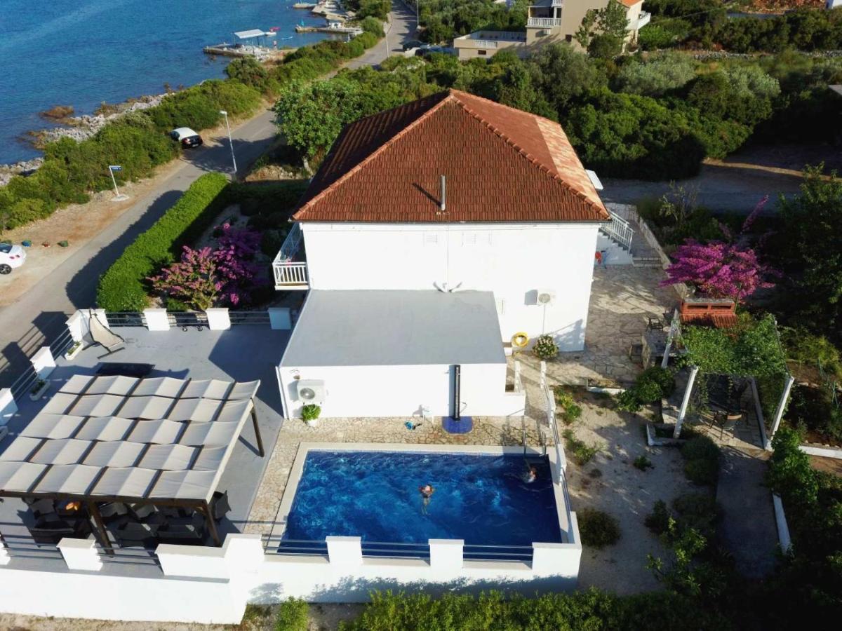 Fei Fei Apartments 2 Račišće المظهر الخارجي الصورة